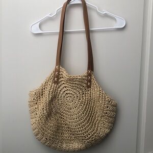 Beige woven grass bag